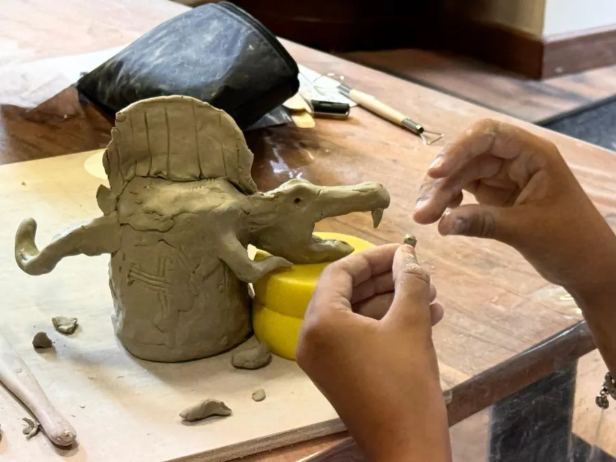 Taller continuo de cerámica infantil