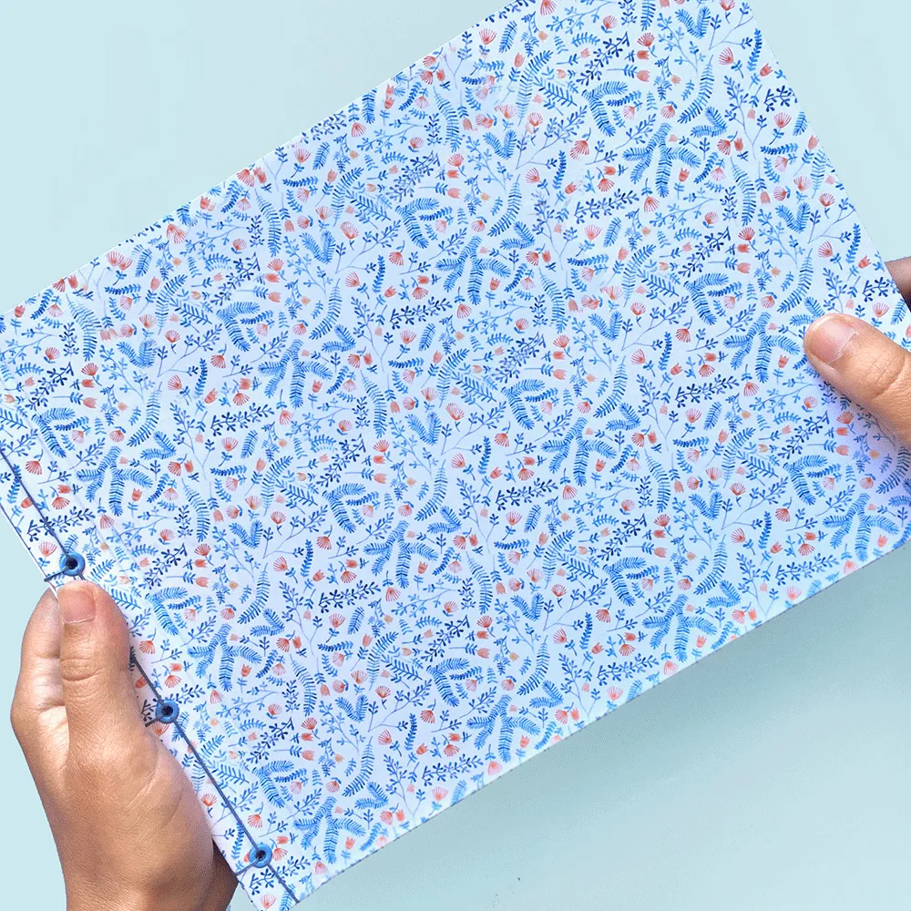 Cuaderno con encuadernación japonesa